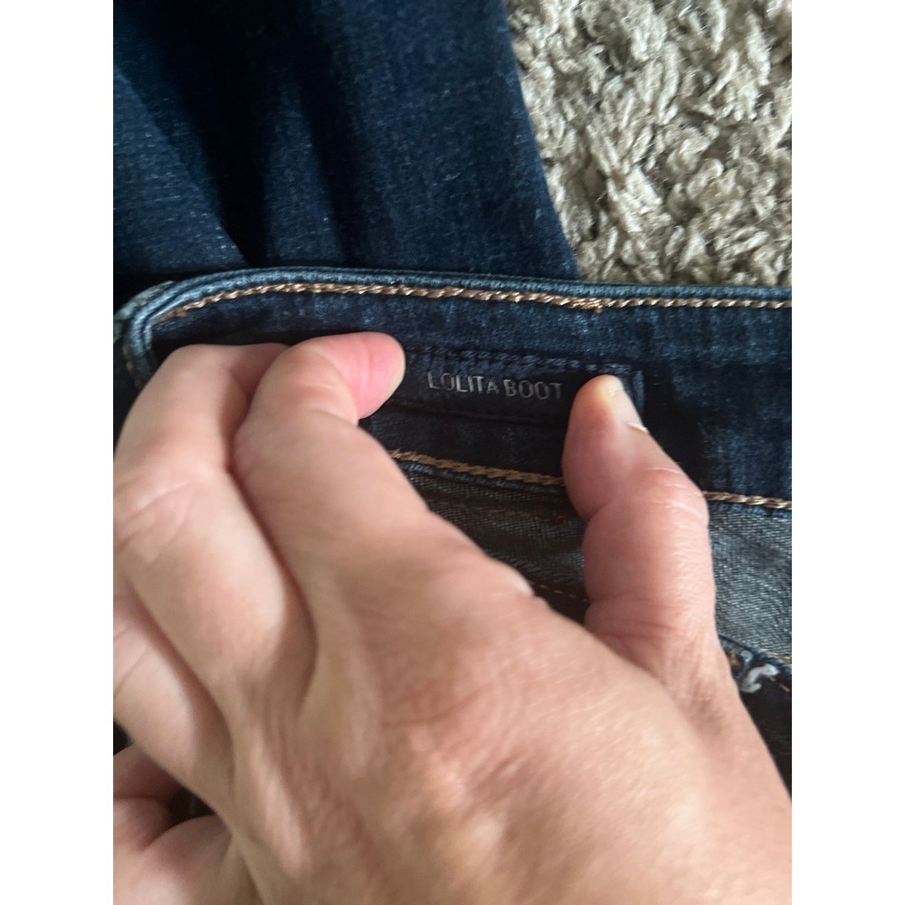 Lucky Brand Women's Low Rise Lolita Bootcut Dark Wash Jean Size 4/27 - Picture 4 of 10